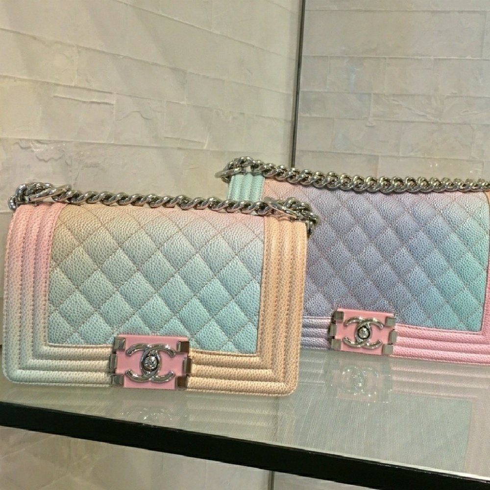 ISO CHANEL BOY BAG
